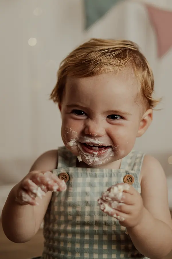 Sesión primer cumple smash cake en Marbella